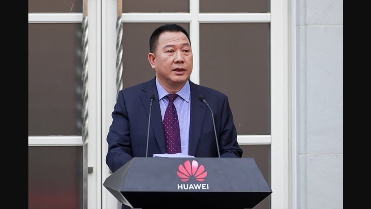 Huawei Song Liuping Chief Legal Officer Huawei phát hành Sách trắng về Đổi mới sáng tạo và Sở hữu trí tuệ 2020