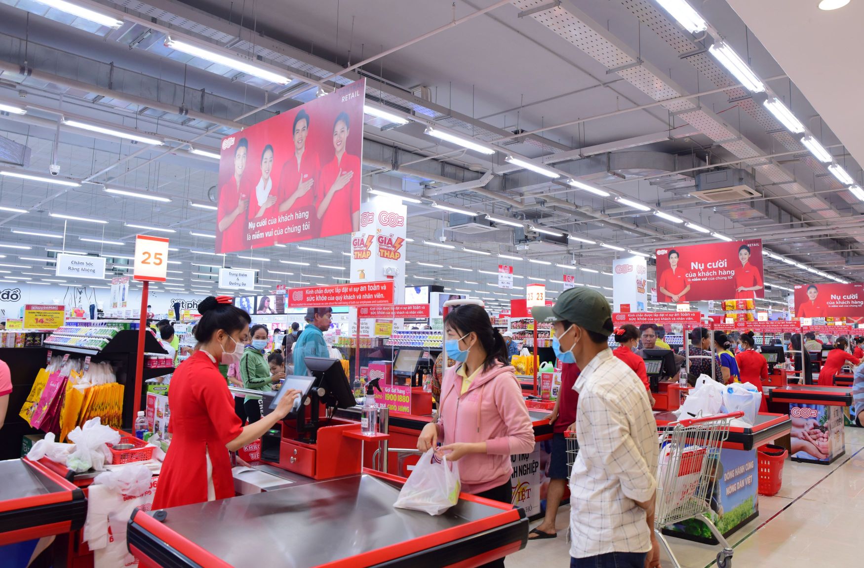 Đại siêu thị Big C 3 Đại siêu thị Big C đổi tên thành Đại siêu thị GO!: Khách hàng được mua sắm trong không gian hiện đại
