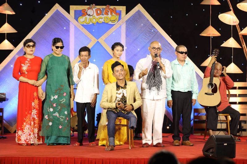 6 NHAN VAT CHINH CUA SO DIEN CUOC DOI Đêm nhạc đặc biệt hội ngộ 6 nghệ sĩ ẩn danh của Sô Diễn Cuộc Đời   