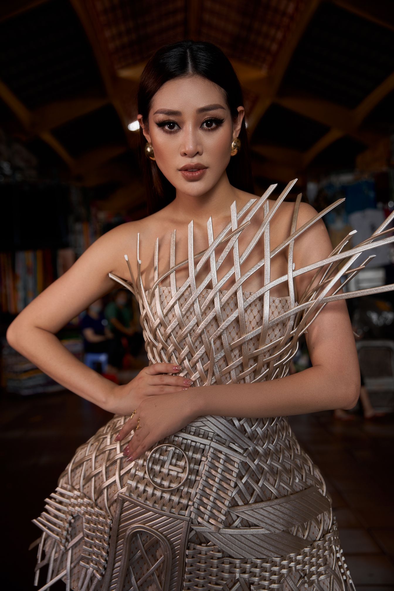 Hoa hau Khanh Van7 Hoa hậu Khánh Vân quảng bá TP.HCM thông qua trang phục tại Miss Universe