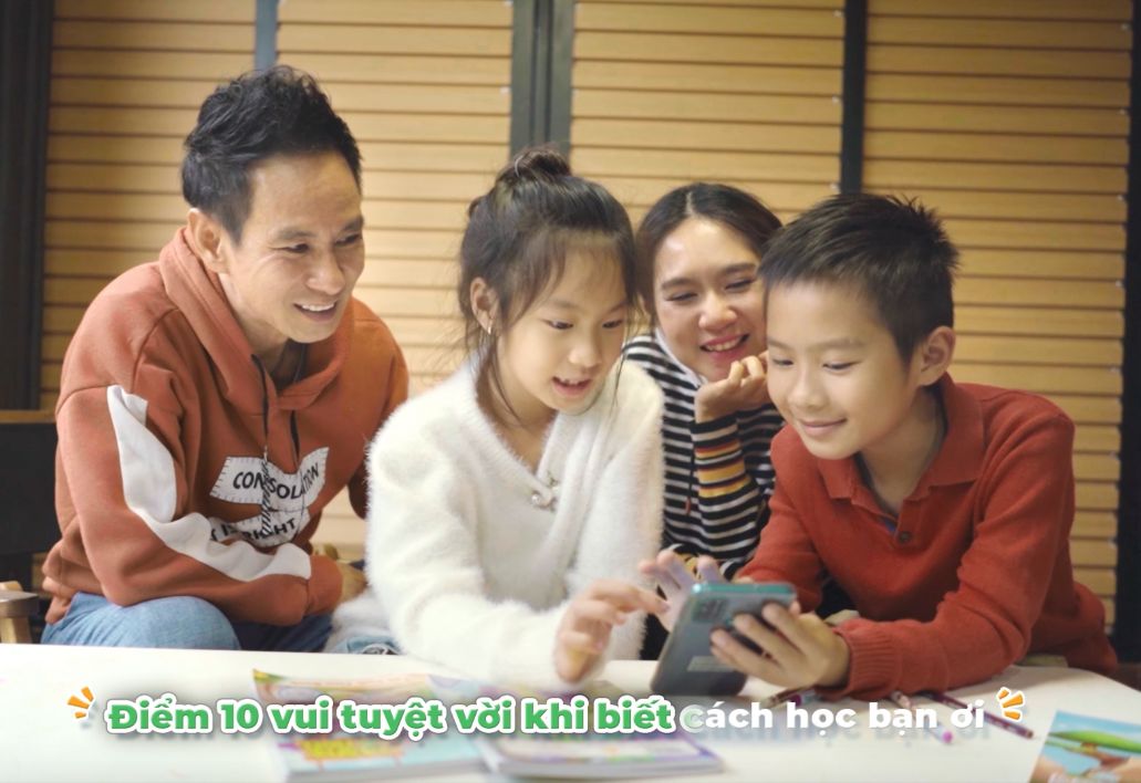 MV Ly Hai 7 Lý Hải   Minh Hà cùng các con tự làm MV hài hước về học online