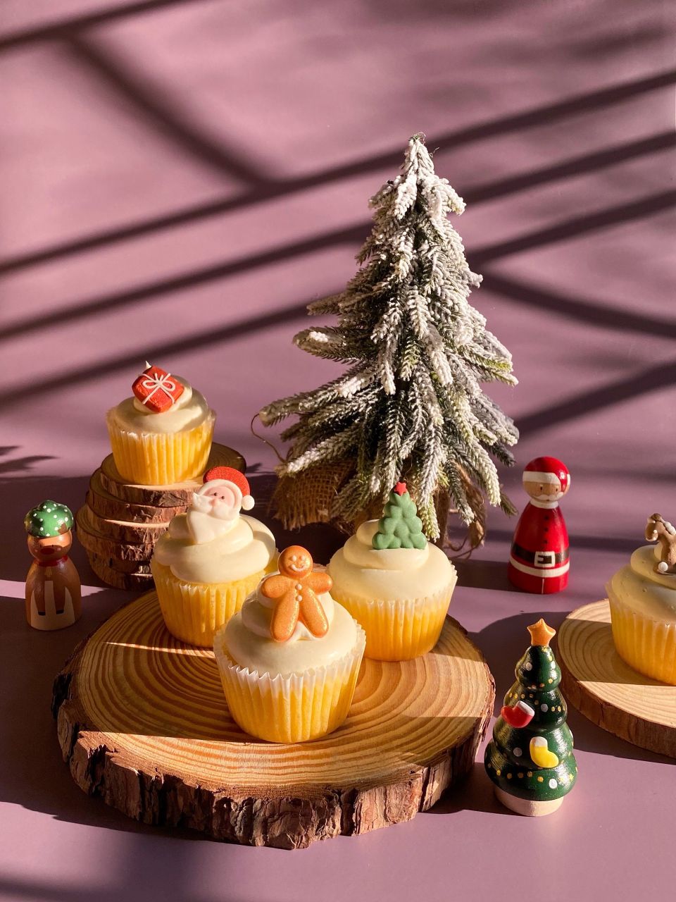 01 Cupcake chanh vàng.6 Đón Giáng Sinh ngọt ngào cùng 3 món bánh hấp dẫn và dễ làm tại nhà