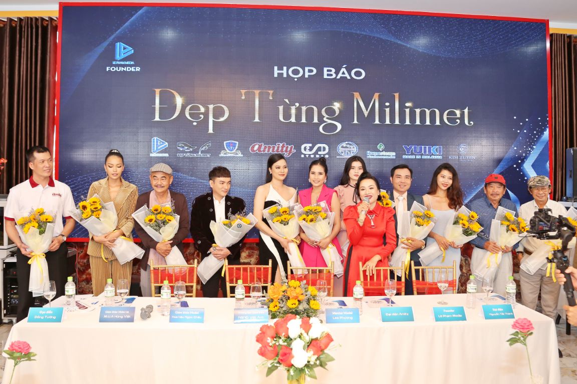NSND Việt Anh 1 1 NSND Việt Anh làm trưởng ban giám khảo cuộc thi sắc đẹp Đẹp Từng Milimet