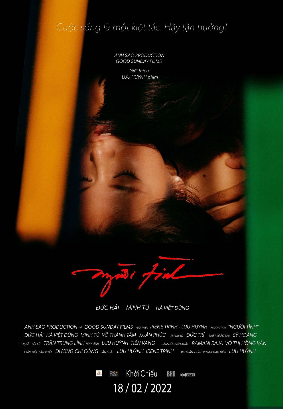 Poster gợi cảm của Người Tình Đợi 5 năm kiểm duyệt, phim gắn mác 18+ ‘Người tình’ tung trailer khiến người xem đỏ mặt