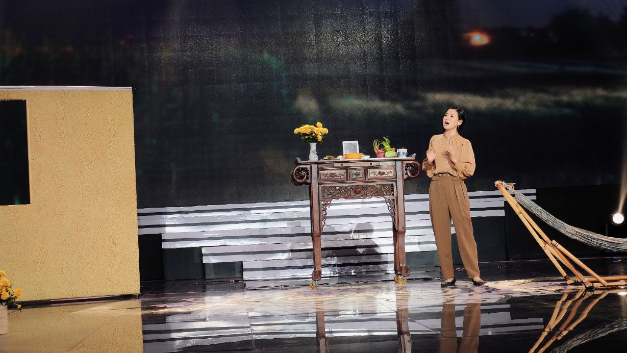 Thiên Hương  Minh Luân khiến dàn giám khảo Đánh Thức Đam Mê nhói tim