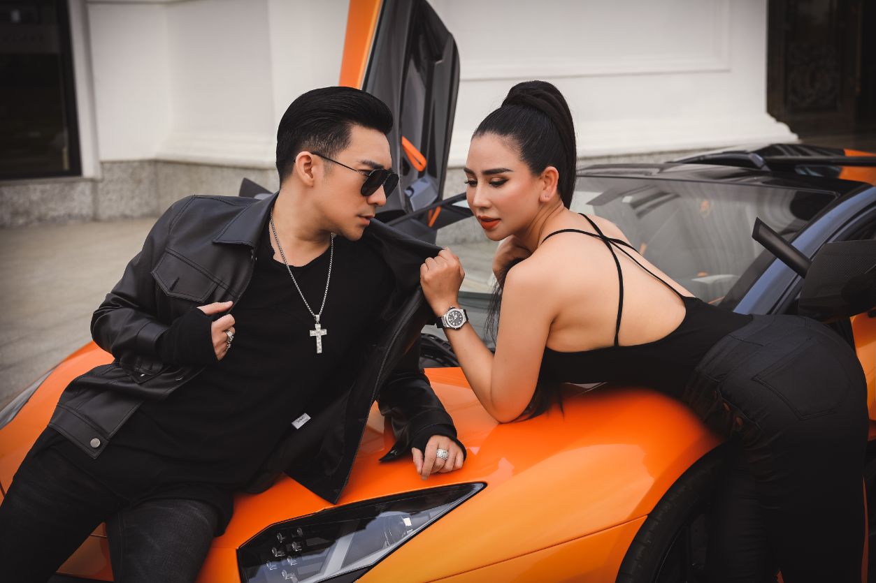 quang ha 7 Quang Hà lái siêu xe Lamborghini 70 tỷ gây náo loạn phố Hà Nội