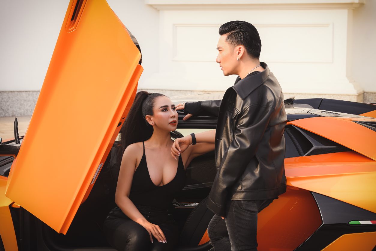 quang ha 9 Quang Hà lái siêu xe Lamborghini 70 tỷ gây náo loạn phố Hà Nội