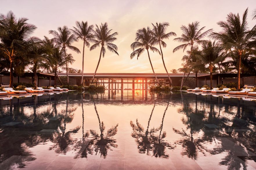 Main Pool 2 Regent Hotels & Resorts chính thức khai trương tại Phú Quốc