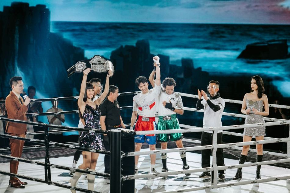 The Champion – Nhà vô địch 2021 3 Hai “bóng hồng” Hoàng Hạnh và Thu Huyền “so găng” trên sàn boxing