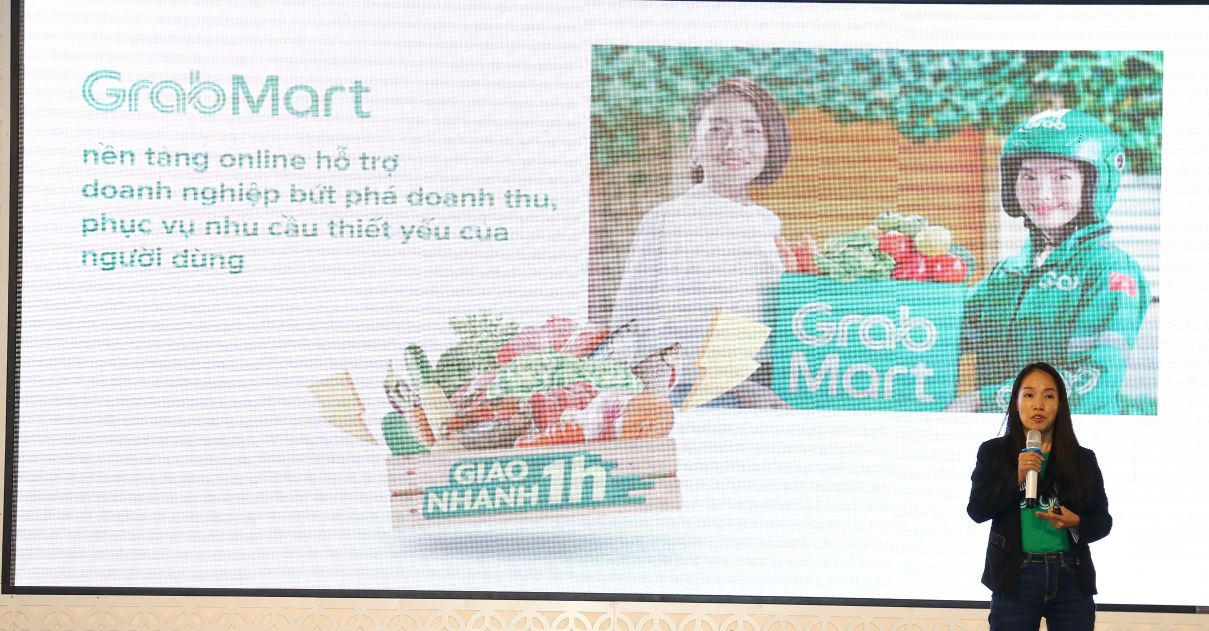 2 Bà Lê Thị Thanh Hồng Giám đốc Phát triển và Chiến lược của GrabMart Khởi động Lễ hội trái cây mùa hè 2022 trên GrabMart