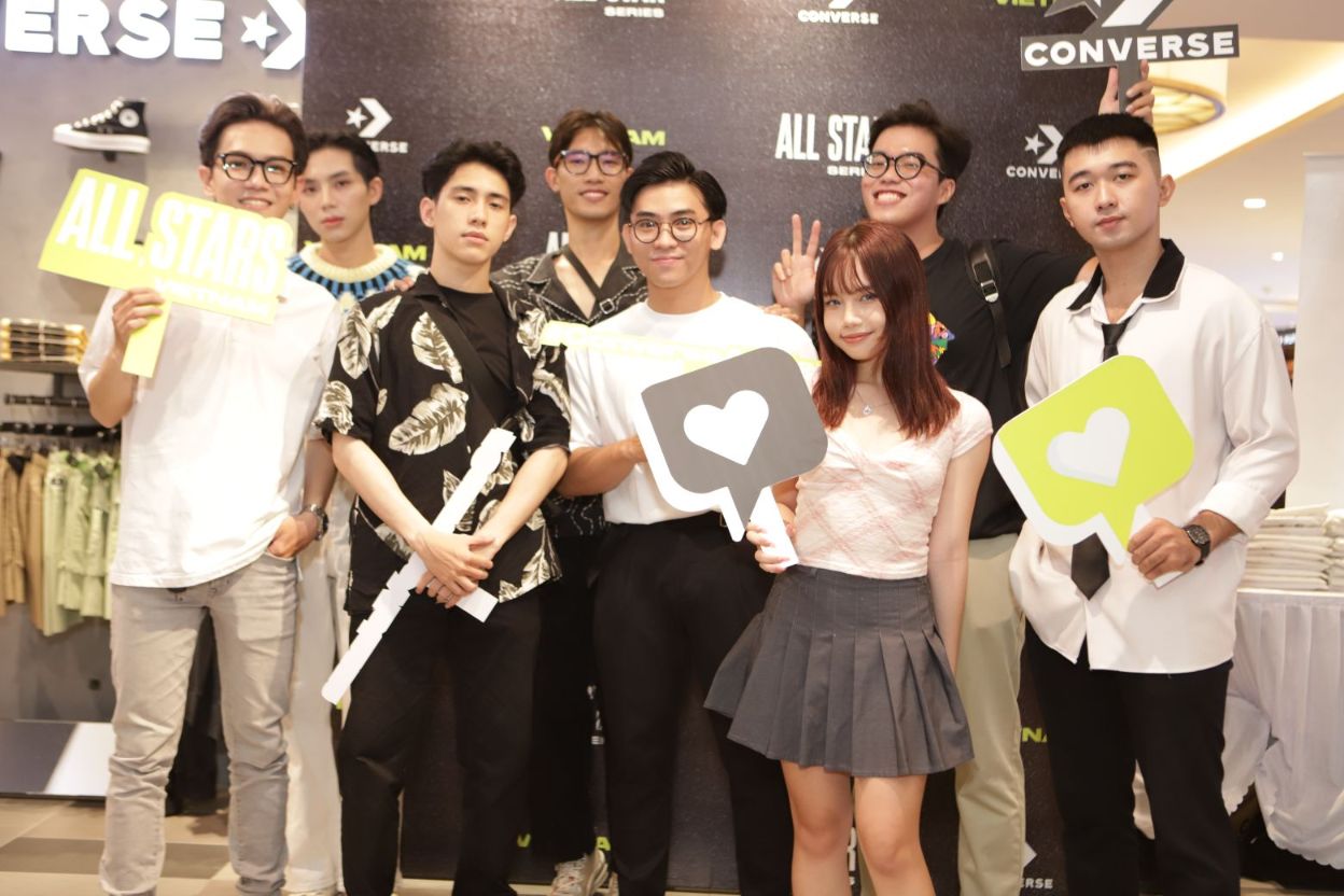 Converse All Stars là cộng đồng toàn cầu dành cho những nhà sáng tạo thông qua các lĩnh vực nghệ thuật thời trang thể thao và âm nhạc Converse All Stars   Bùng nổ tinh thần sáng tạo của giới trẻ Việt