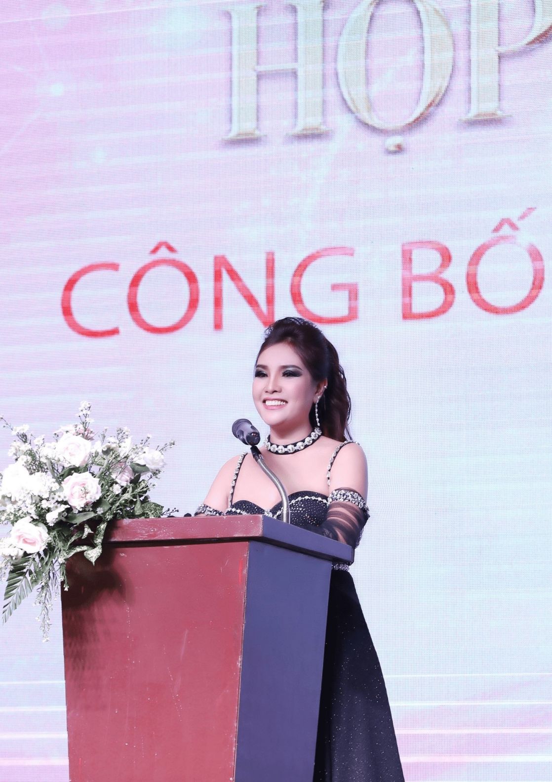 Hoa hậu Doanh nhân Việt Nam Toàn cầu 2022 Trưởng BTC Đặng Gia Bena khởi động cuộc thi Hoa hậu Doanh nhân Việt Nam Toàn cầu 2022