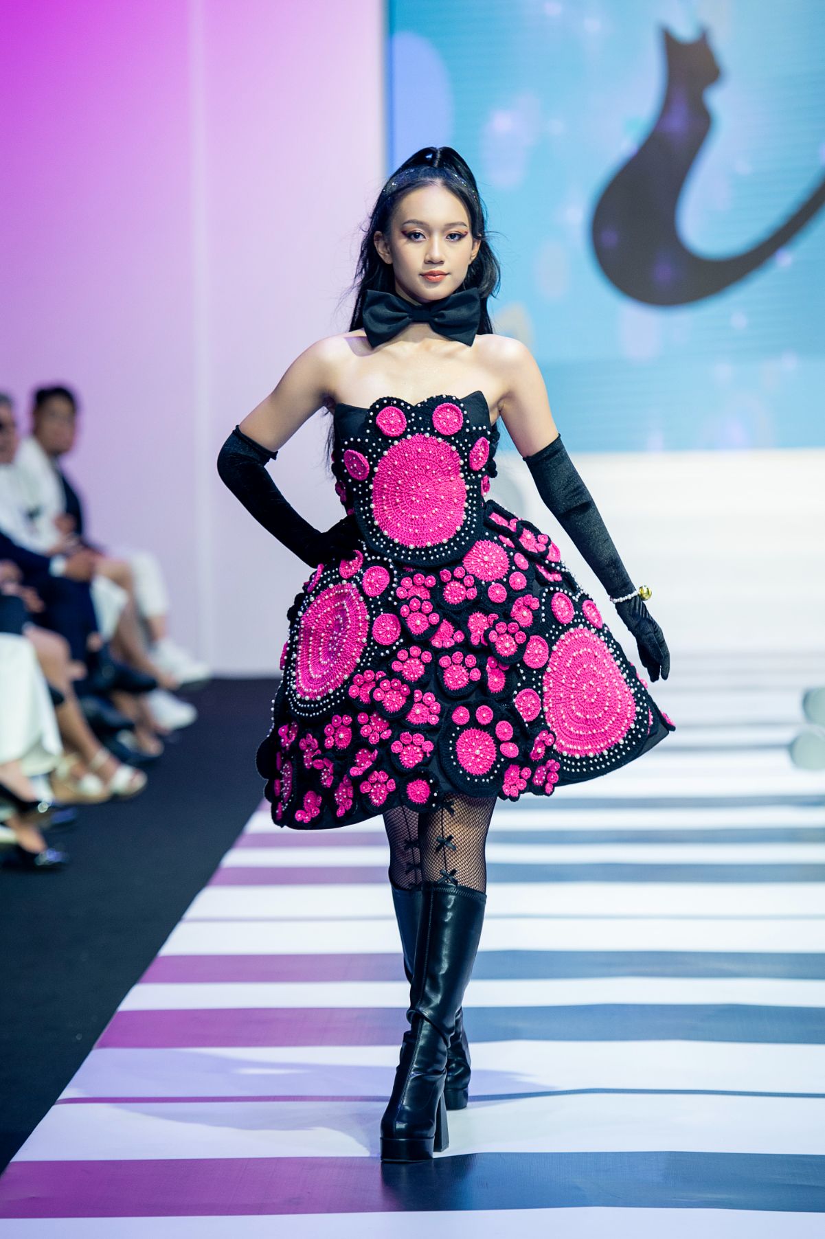 Thao Vy Lucy NTK Ha Kieu Oanh Gần 150 mẫu thiết kế được trình diễn tại Đêm hội mẫu nhí 2022   Fashion Melody