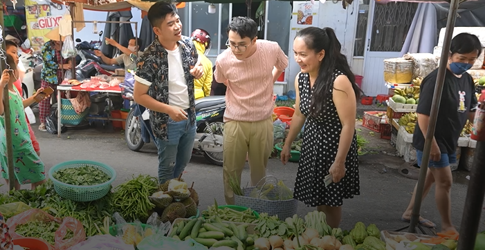 Cơm nhà Việt Nam 2 Huỳnh Lập hát bài “Bông điên điển” khiến cả bữa cơm suýt chìm vào giấc ngủ say