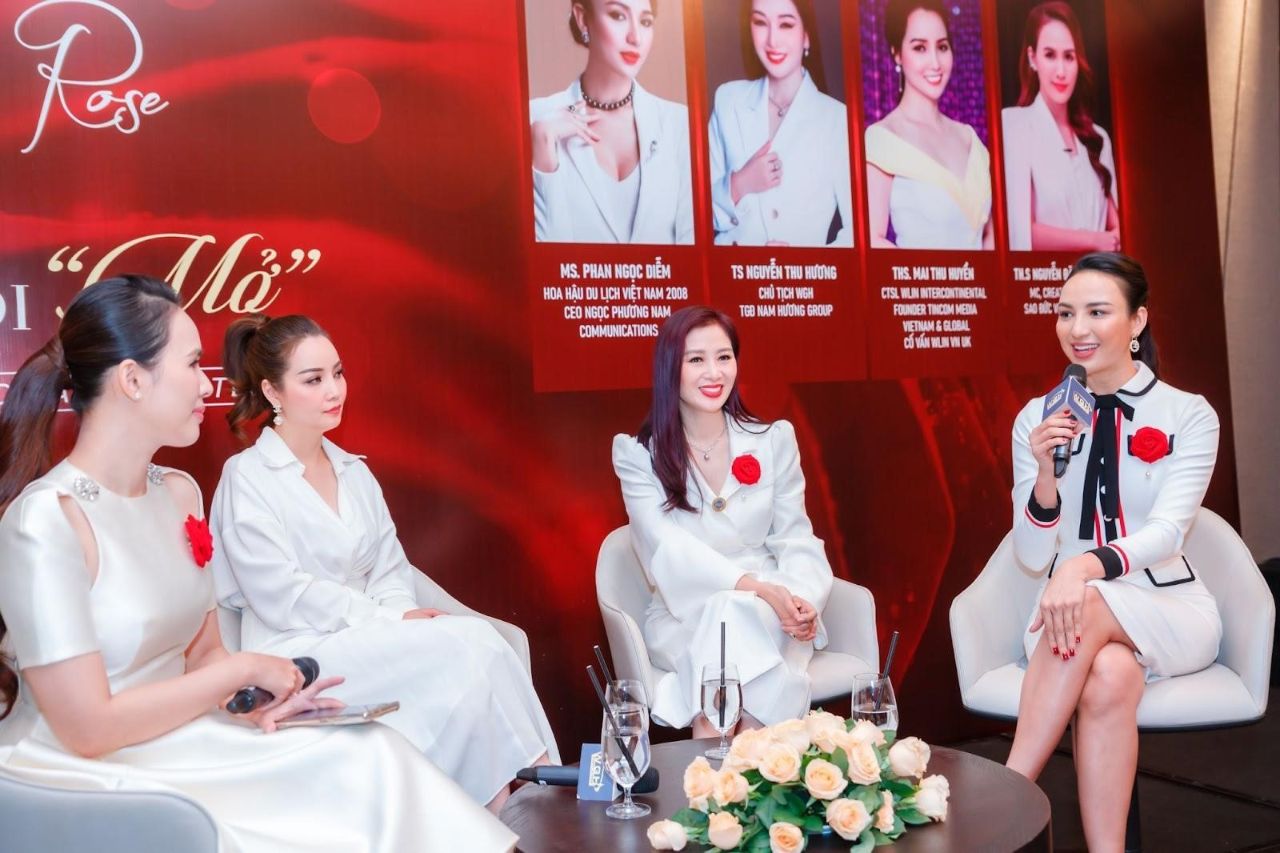 CLB WLIN La Vie En Rose 7 Hoa hậu Du lịch Ngọc Diễm sáng lập CLB WLIN La Vie En Rose với sự chung tay của các nữ lãnh đạo tài năng