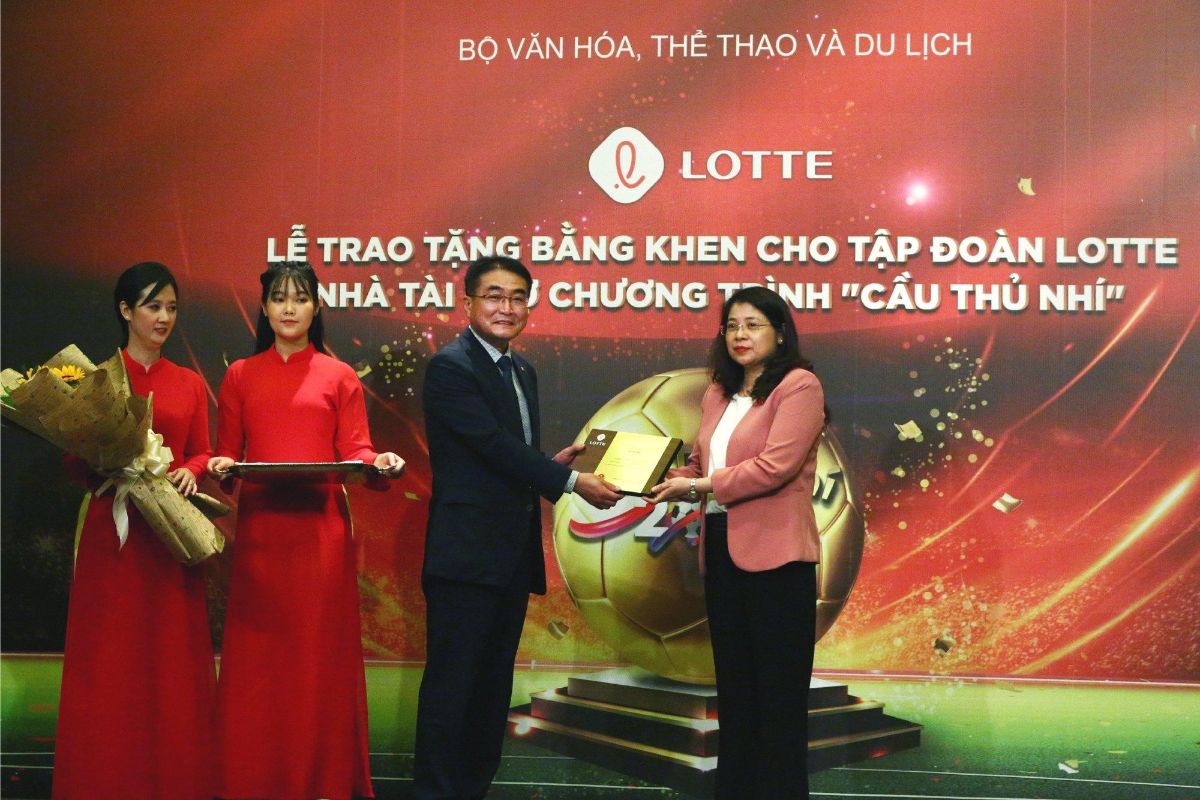 Cầu thủ nhí 2 12 năm đồng hành cùng Cầu thủ nhí, Tập đoàn LOTTE mong muốn phát triển tài năng bóng đá Việt