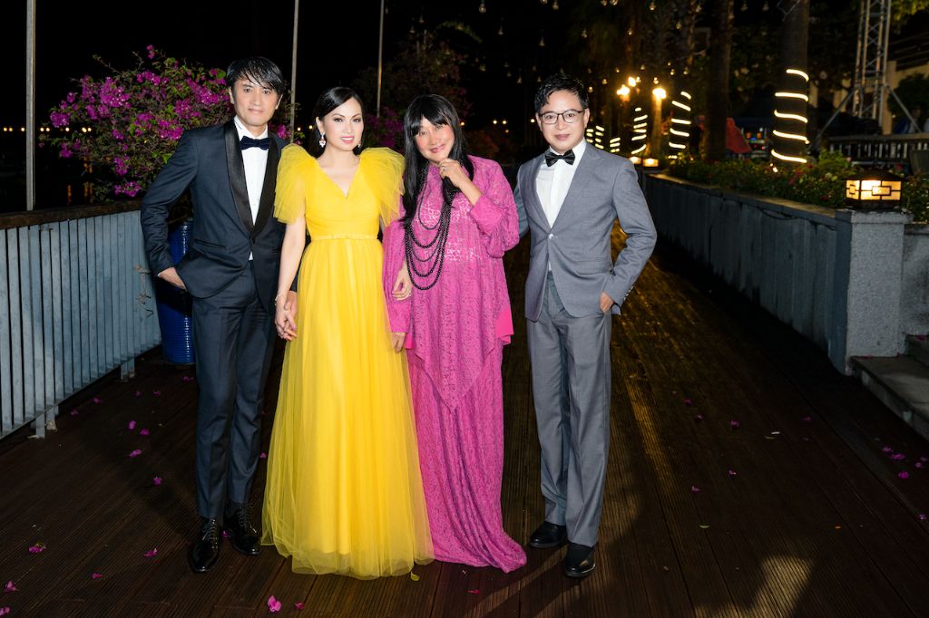 Ha Phuong 4 Ca sĩ Hà Phương nổi bật, hội ngộ dàn nghệ sĩ Việt tại Lễ trao giải Cánh diều vàng 2021