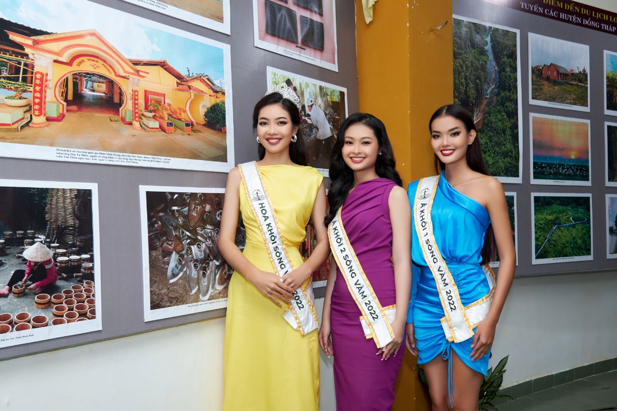 triễn lãm 1 Top 3 Hoa khôi Sông Vàm 2022 tích cực đồng hành cùng Tuần Văn hóa   Du lịch tỉnh Long An