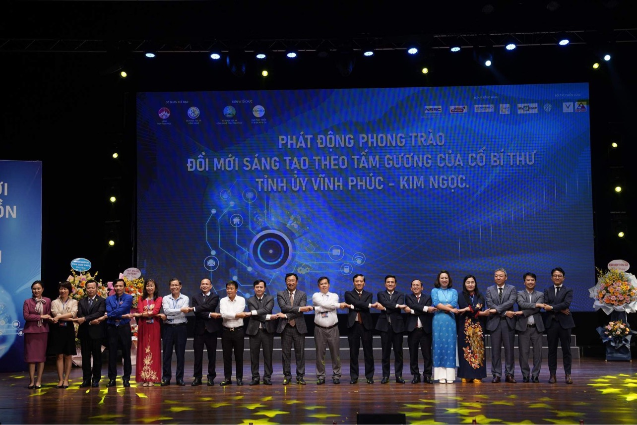  Huawei trao tặng 50 suất học bổng cho sinh viên tài năng tại Ngày hội Techfest Vĩnh Phúc 2022 
