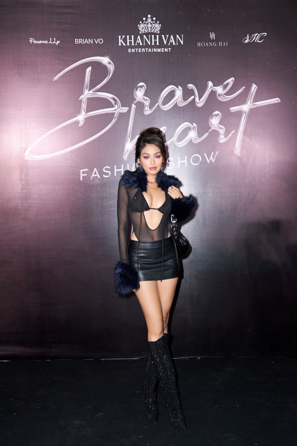 A hau Thao Nhi Le 02 Dàn sao Việt đổ bộ show thời trang đầu tiên của Hoa hậu Khánh Vân