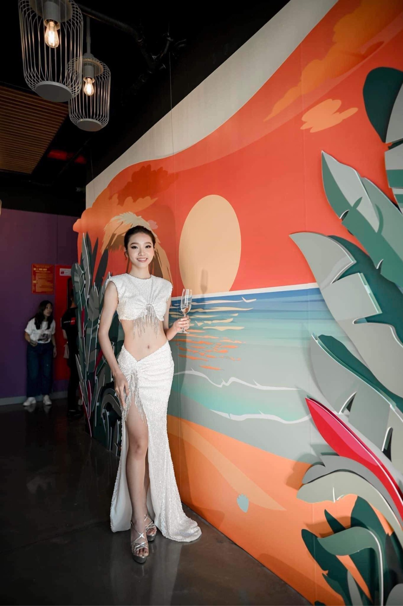  Hoa hậu Phạm Kim Ngân khoe phong cách đối lập trong 2 sự kiện mới