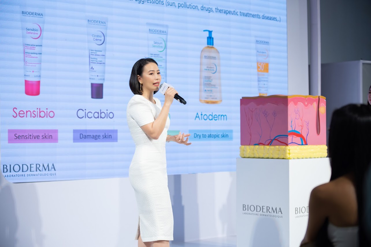 Dr. Nguyễn Phương Thảo sharing BIODERMA chơi lớn, mang cả phòng lab sinh học lẫn nhà thuốc vào sự kiện