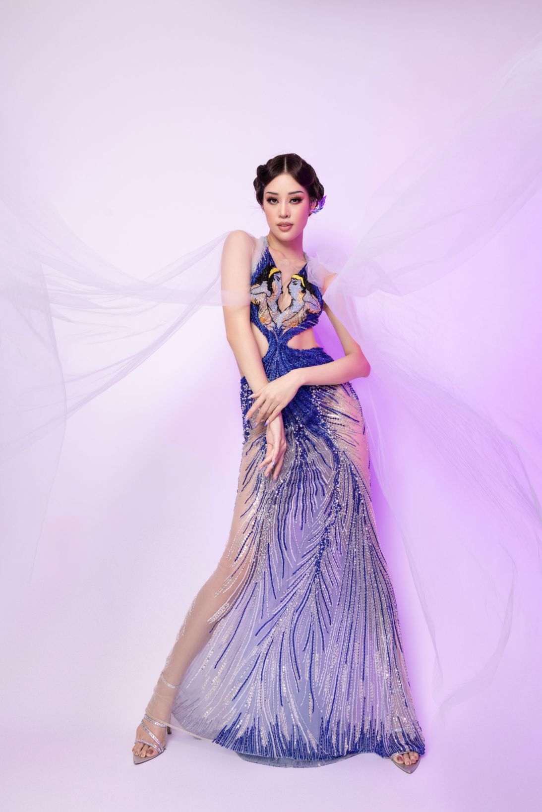 Hoa hau Khanh Van12 Hoa hậu Khánh Vân và giấc mơ với thời trang Việt 
