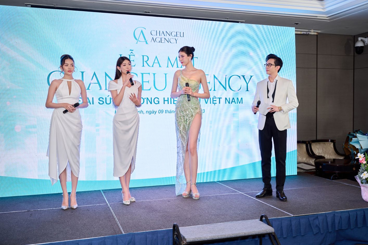 Hương Giang Changeu Agency 6 Hương Giang trở thành Đại sứ thương hiệu dịch vụ thẩm mỹ tại Hàn Quốc