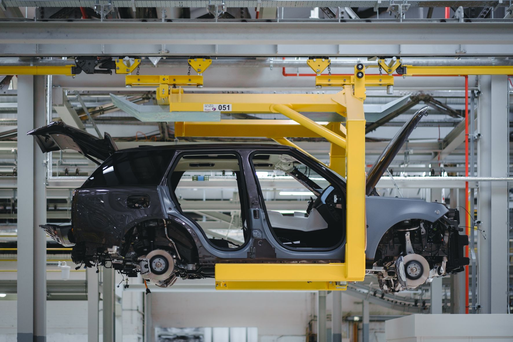 Jaguar Land Rover 2 Jaguar Land Rover đầu tư 15 tỷ bảng Anh, tăng tốc cho tương lai điện hóa hiện đại