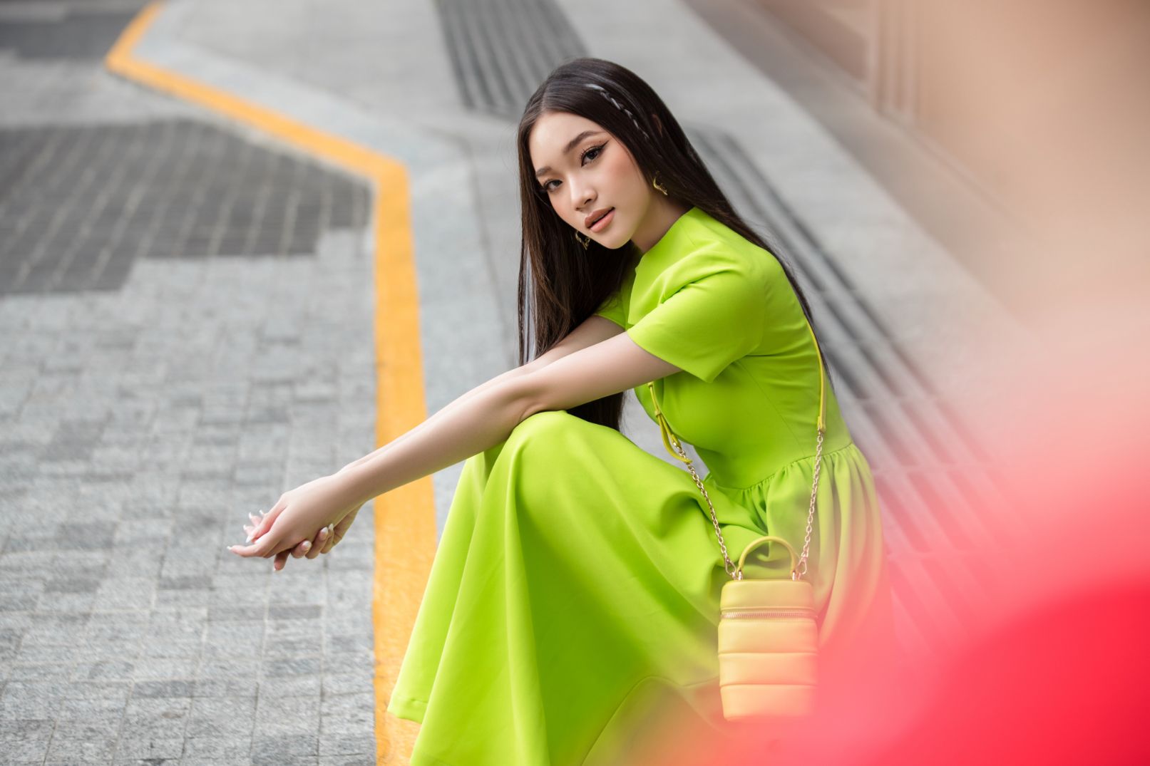 ảnh street style 7 Hoa hậu Phạm Kim Ngân chất lừ với bộ ảnh street style cá tính