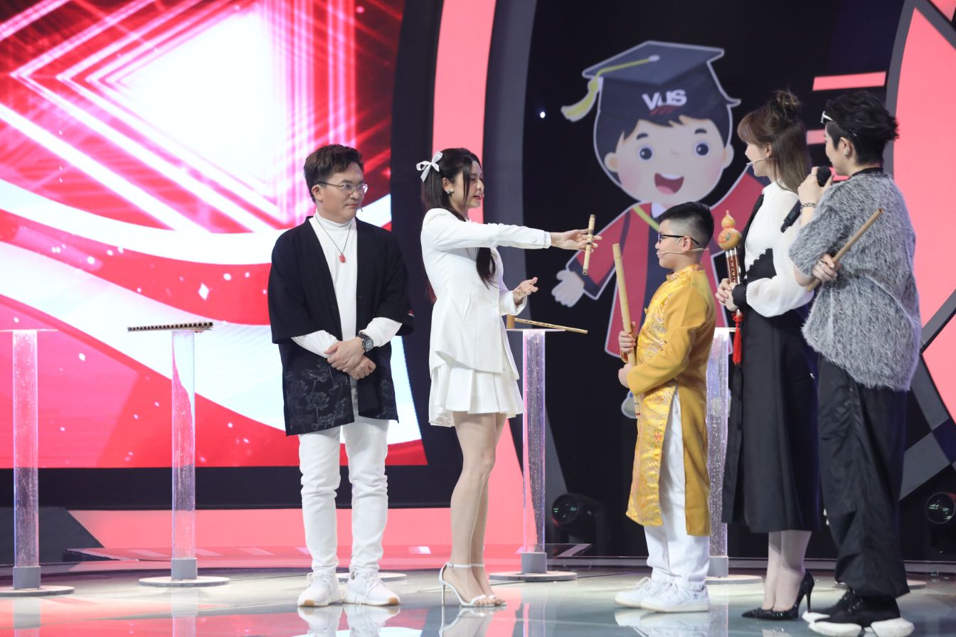 Thử thách các giám khảo đưa ra với Anh Kiệt Đại Nghĩa rút thẻ vàng, Anh Kiệt trở thành thí sinh đầu tiên lọt vào top 10 Siêu Tài Năng Nhí mùa 4