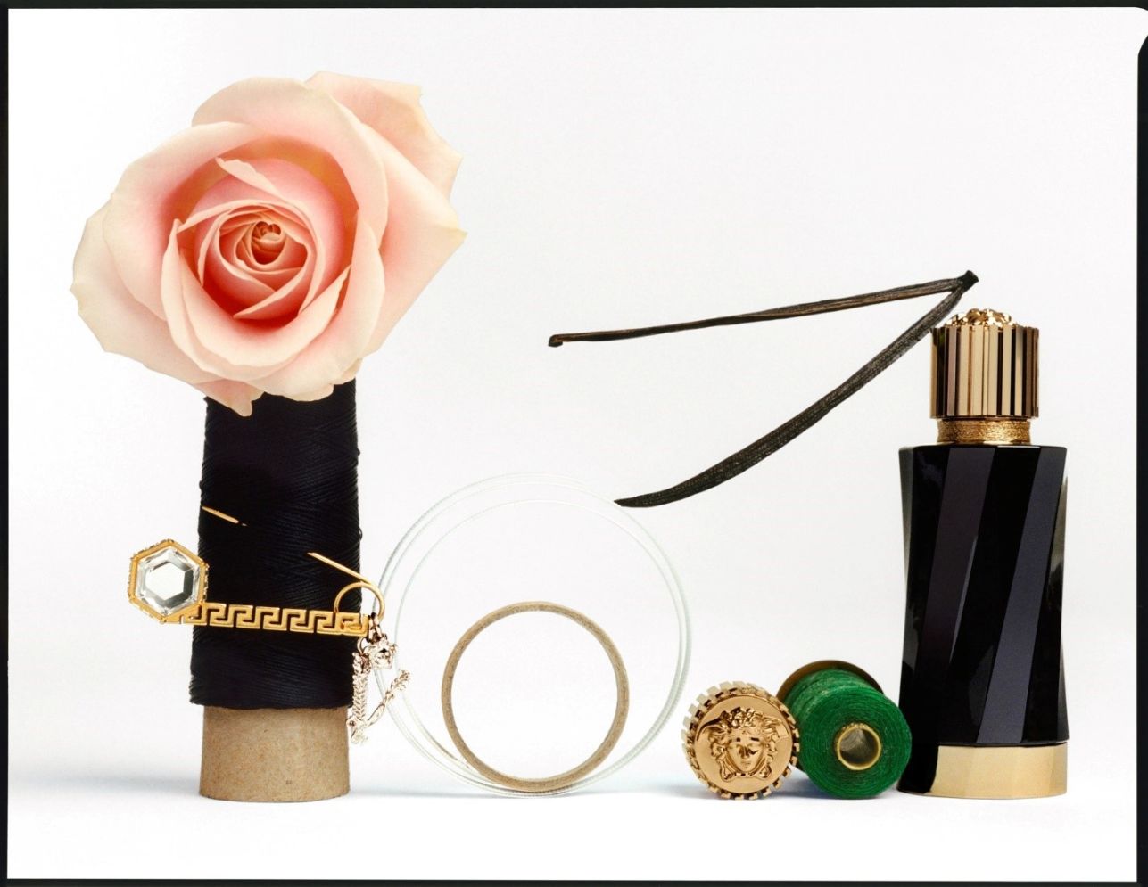 Atelier Versace 7 Atelier Versace và nghệ thuật may đo hương thơm