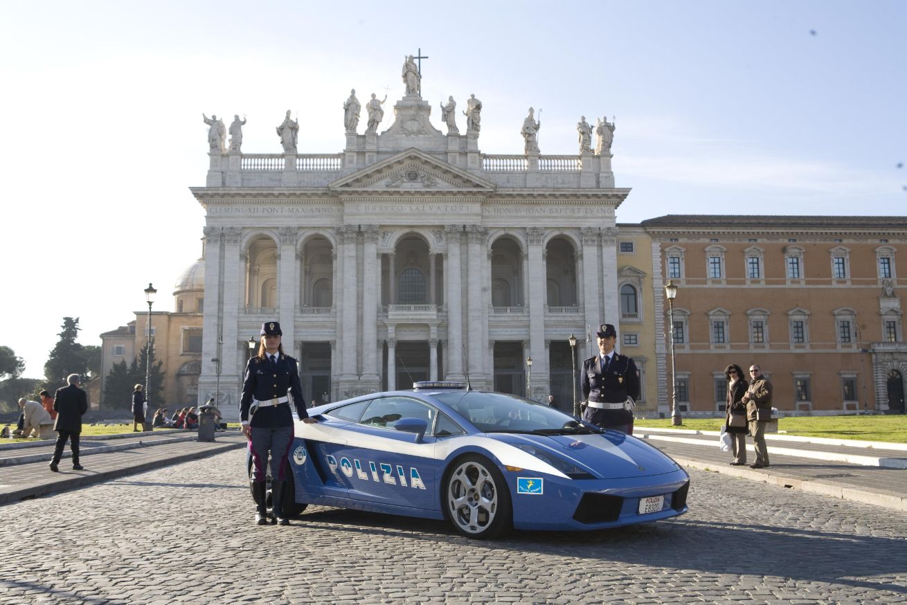 Gallardo LP 560 4 Polizia 2 20 năm lịch sử của Lamborghini Gallardo (2003 – 2023) 
