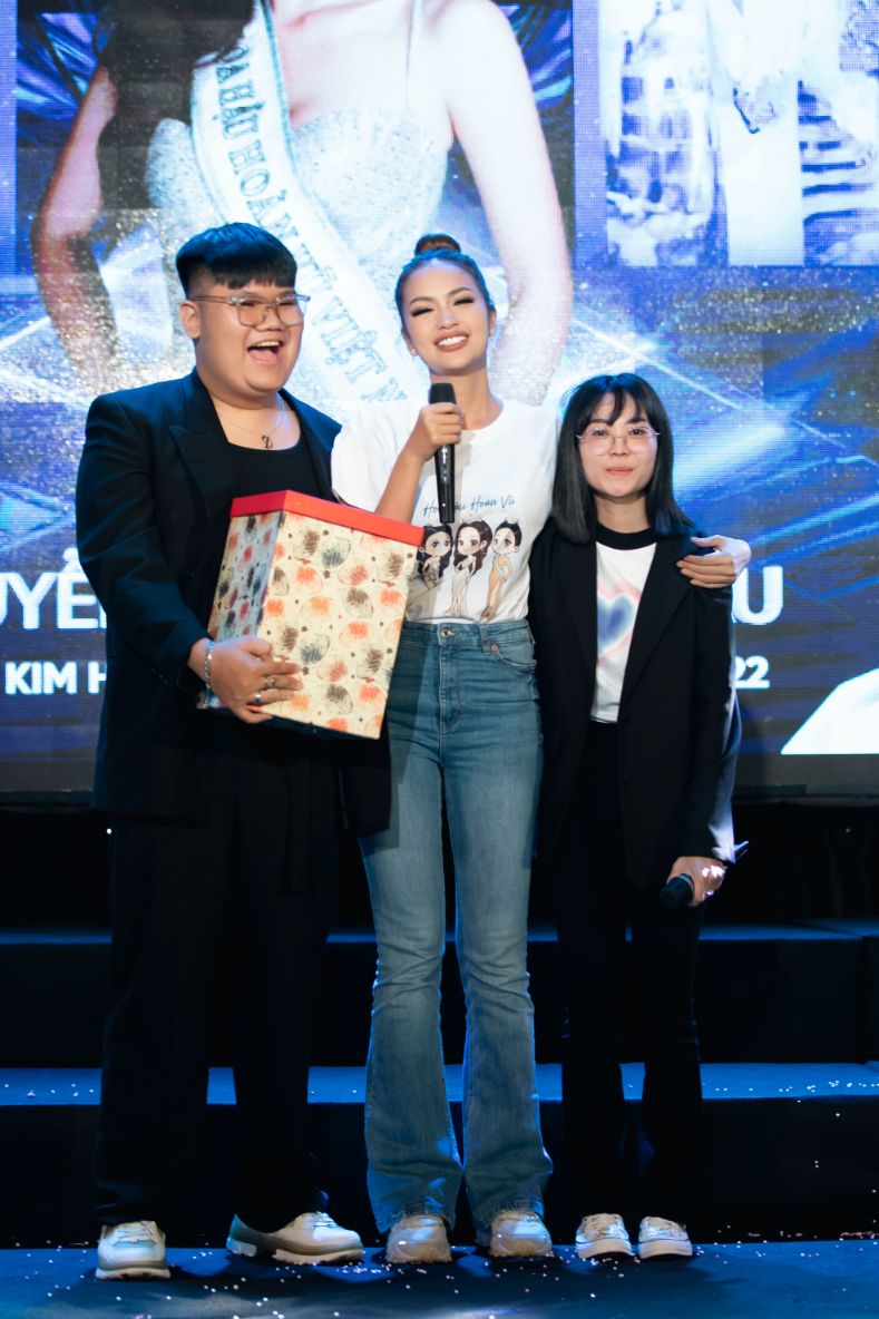 hoa hau hoan vu 5 Top 3 Hoa hậu Hoàn vũ Việt Nam 2022 bật khóc tại fan meeting đầu tiên