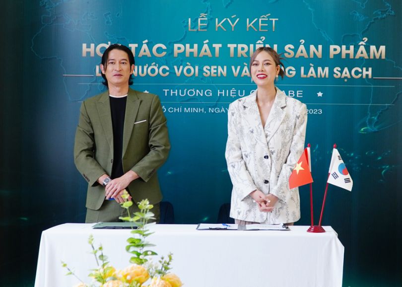 Le ky ket thuong hieu olalabe 17 Người đẹp xứ Dừa Mỹ Hạnh mời Huy Khánh làm đại sứ thương hiệu mỹ phẩm Hàn