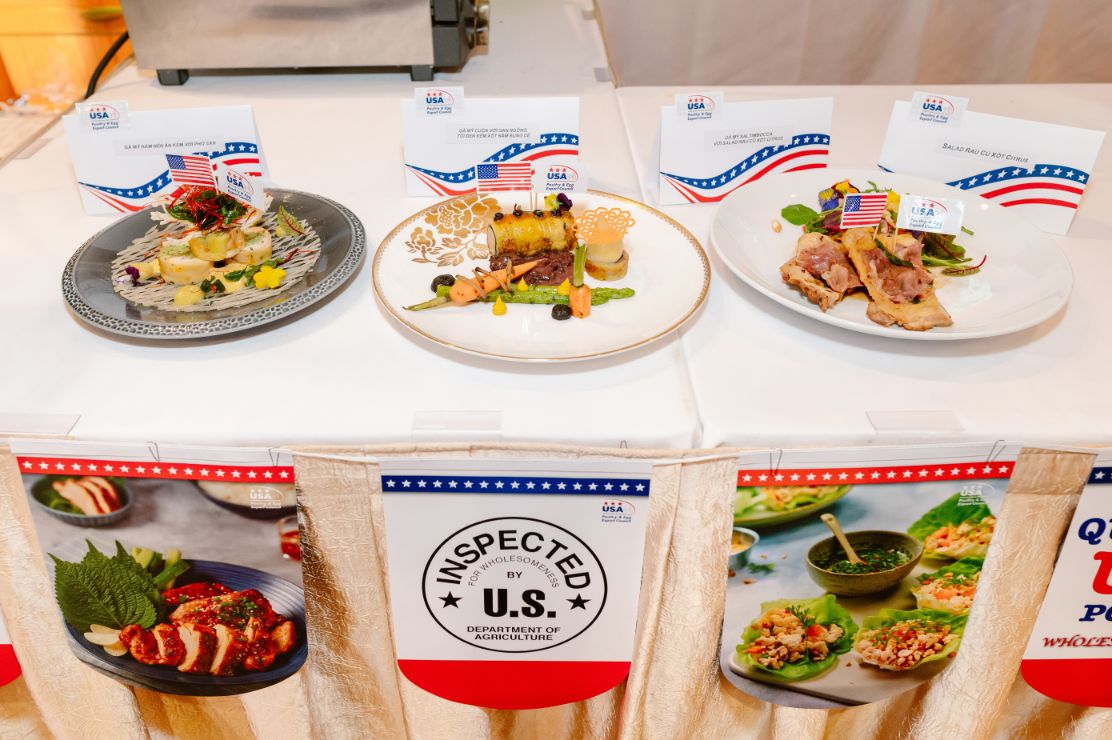 3 món của BGK Thưởng thức Thịt gà Mỹ cùng các siêu đầu bếp nổi tiếng