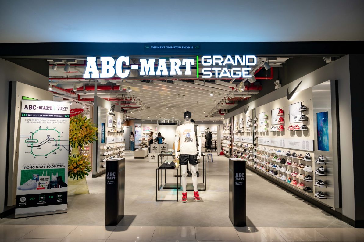 ABC MART chính thức khai trương cửa hàng mới tại Saigon Centre 8 ABC MART khai trương cửa hàng mới tại Saigon Centre