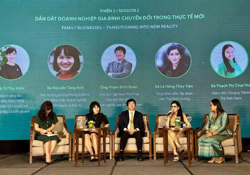 ba Le Hong Thuy Tien phat bieu CEO IPPG – Lê Hồng Thuỷ Tiên: “Dẫn dắt Doanh nghiệp gia đình chuyển đổi trong thực tế mới”