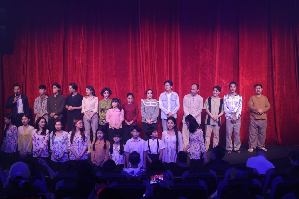 Sân khấu thế giới trẻ tâm ma. 6 Thu Trang   Tiến Luật tái xuất sân khấu kịch nói với Tâm Ma