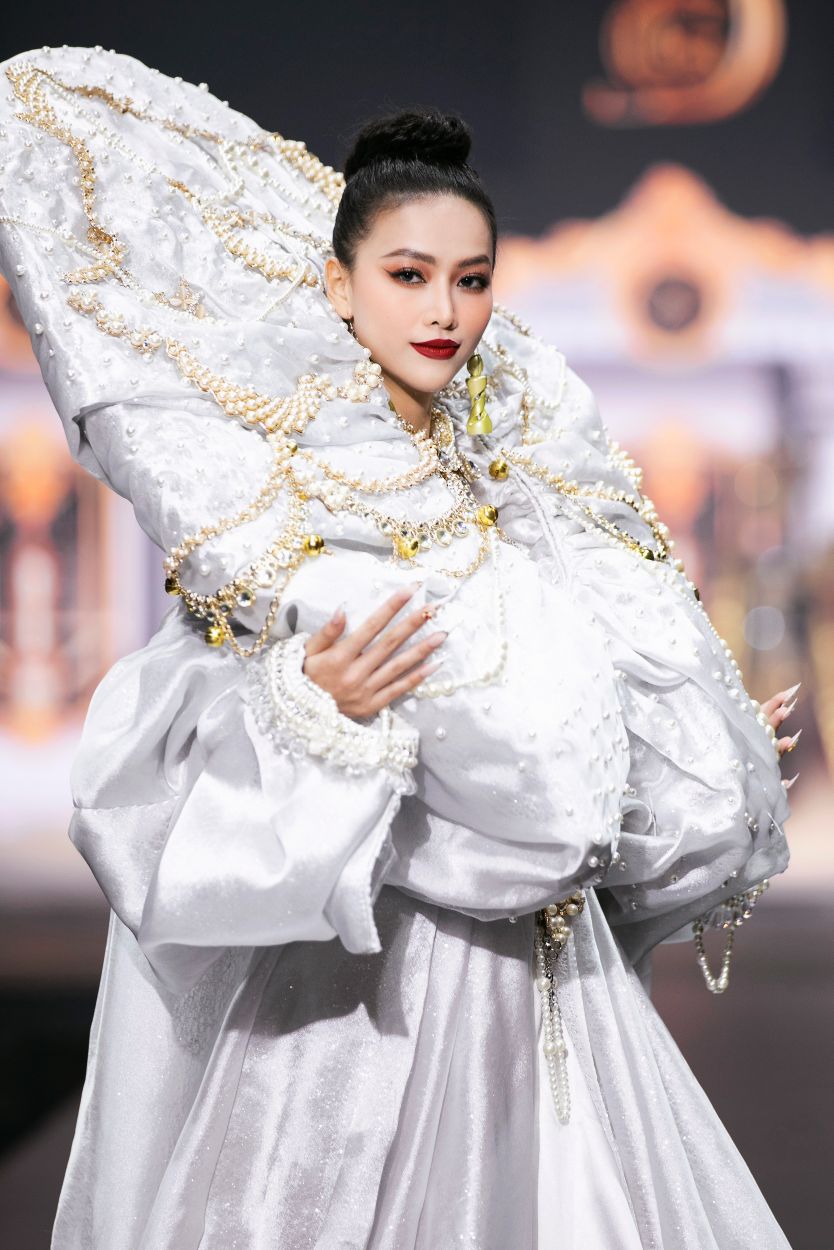 fantasy 6 10 hoa hậu, á hậu đấu vedette cực đỉnh tại Golden Era By Le Long Dung