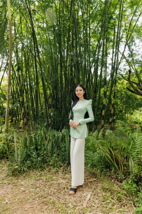 Miss Earth lan Anh 1.1 Hoa hậu Lan Anh giới thiệu Khu bảo tồn tre tự nhiên lớn nhất Việt Nam đến Miss Earth