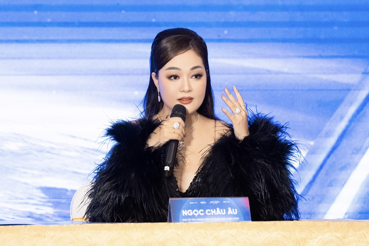 Hoa hậu Hoàng Thanh Nga 1 Hoa hậu Hoàng Thanh Nga với những tuyệt tác vương miện dành cho nhan sắc Việt