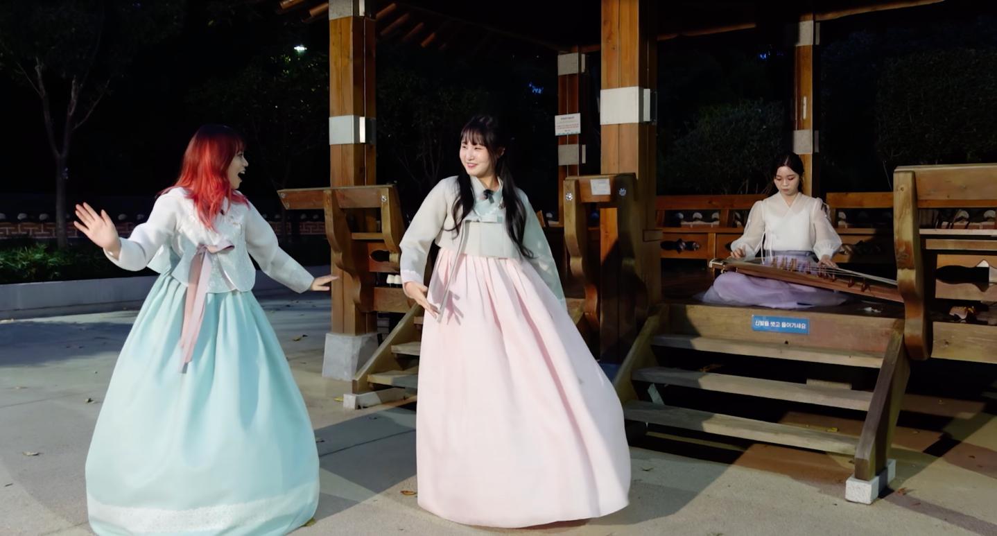 Đội chơi của MisThy và Kylie trong tà áo Hanbok Let’s Feast Vietnam   Hành Trình Kỳ Thú phát hành ngoại truyện tại Busan