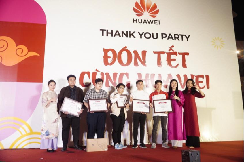 Huawei vinh danh 06 sinh viên chiến thắng cuộc thi ICT COmpetition Vietnam 2023 2024 1 Huawei vinh danh 6 sinh viên chiến thắng ICT Competition Vietnam 2023   2024