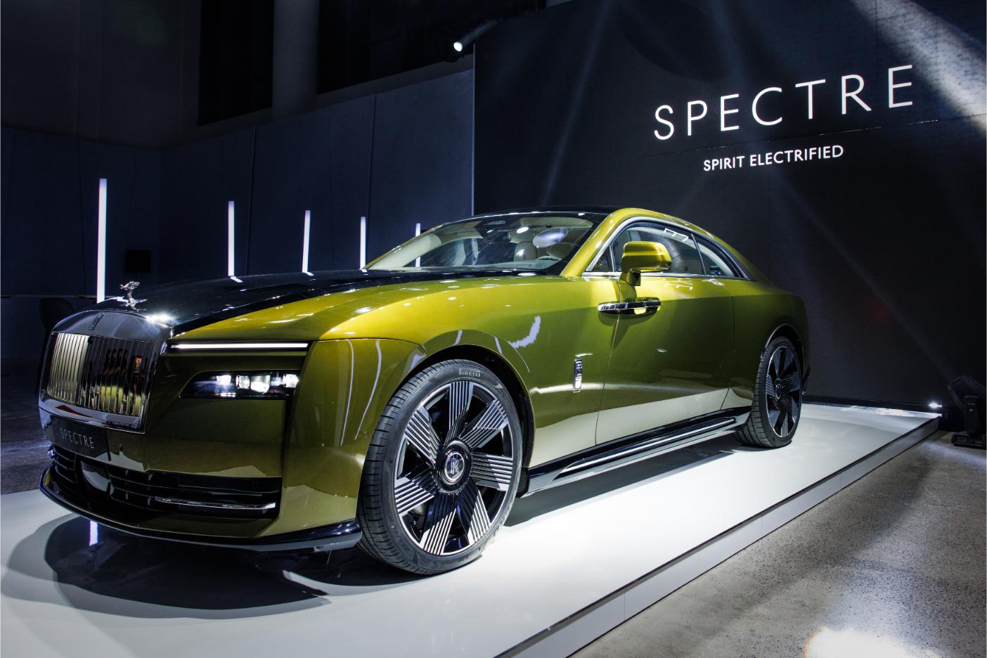 Rolls Royce Spectre 6 Rolls Royce trình làng mẫu xe thuần điện đầu tiên với giá khởi điểm 18 tỷ