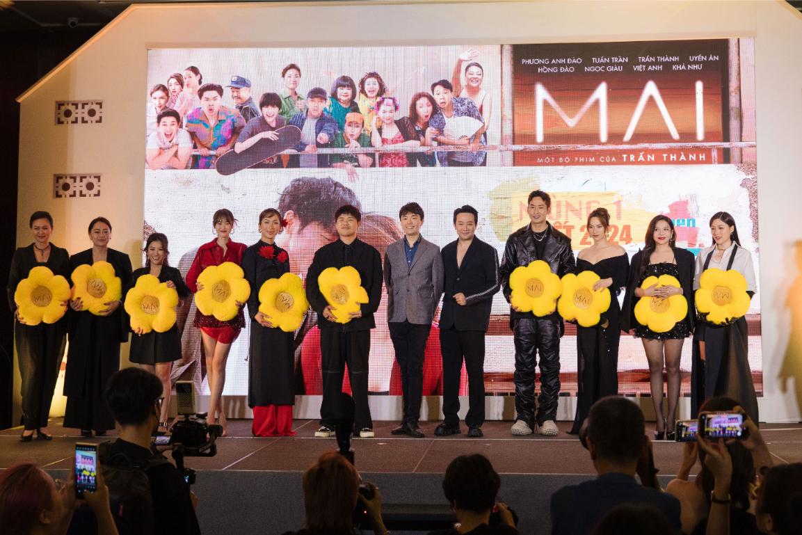 phim Mai 4 Trấn Thành sánh đôi Hari Won đi ra mắt dàn diễn viên phim Mai