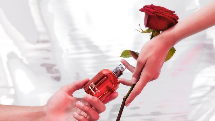 03 Cacharel Amor Amor Sư lãng mạn trong từng nốt hương của các thương hiệu nước hoa nổi tiếng