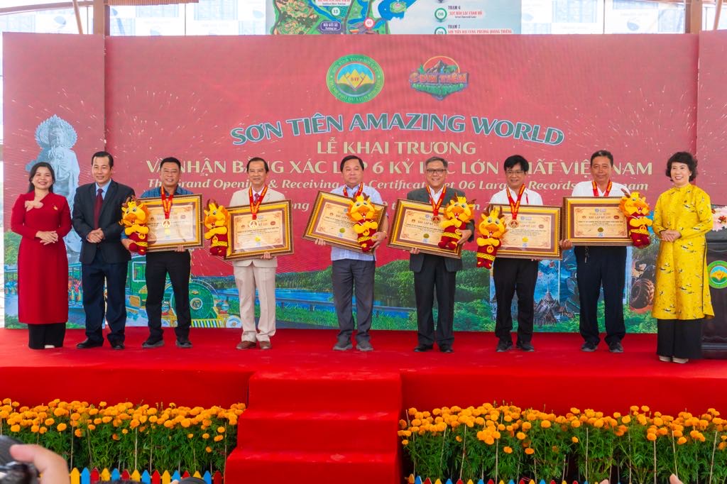  Sơn Tiên Amazing World vừa khai trương đã đạt 6 kỷ lục Việt Nam