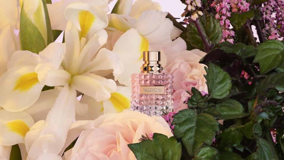 Valentino Donna Sư lãng mạn trong từng nốt hương của các thương hiệu nước hoa nổi tiếng