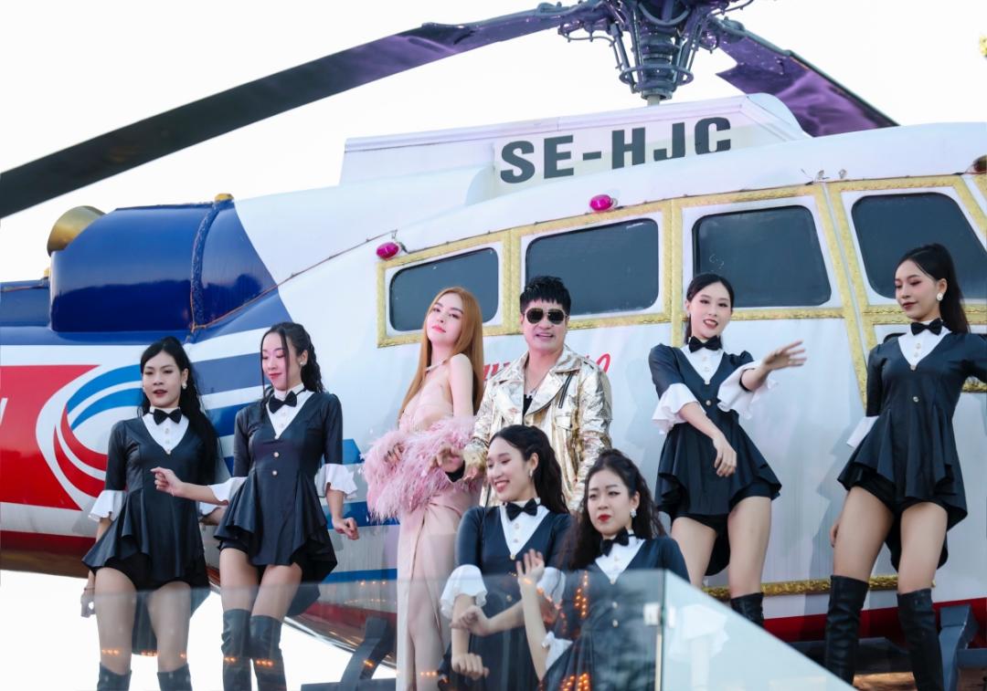 luong gia huy6 Lương Gia Huy, Saka Trương Tuyền chơi lớn quay MV bên trực thăng và dàn siêu xe triệu đô